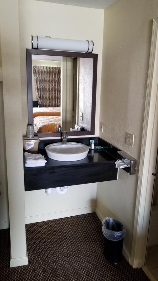 Greenfield Inn Ngoại thất bức ảnh